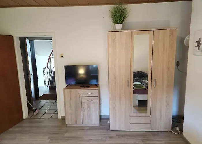 Monteurwohnung In - Lipper 70 - 2ogl